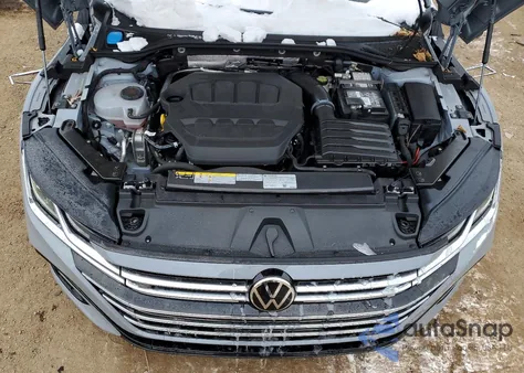 2023 Volkswagen Arteon Sel R-Line z USA, uszkodzony, nr VIN WVWAR7AN1PE017917